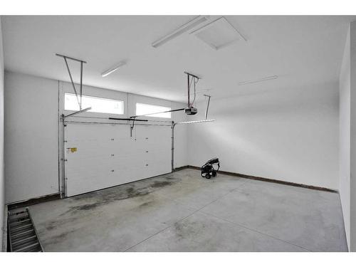 714 5 Street Sw, Sundre, AB - Indoor Photo Showing Garage