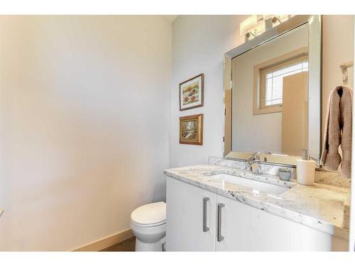 3651 77 Street Nw, Calgary, AB - Indoor Photo Showing Bathroom