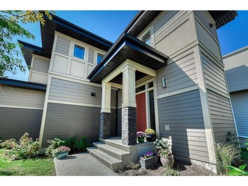 3651 77 Street Nw, Calgary, AB - Outdoor