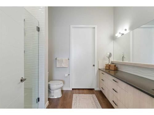 112-12 Mahogany Path Se, Calgary, AB - Indoor Photo Showing Bathroom