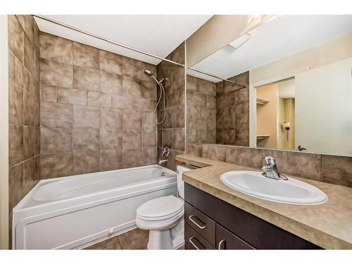 204-1410 1 Street Se, Calgary, AB - Indoor Photo Showing Bathroom