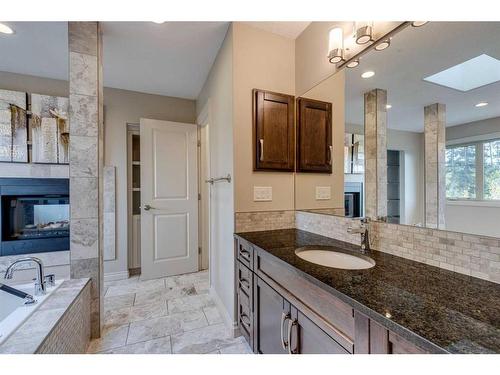 509 Hawk'S Nest Lane, Priddis Greens, AB - Indoor Photo Showing Bathroom