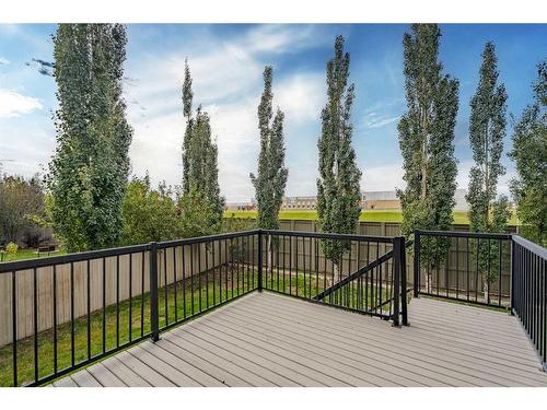 134 Coopers Bay Sw, Airdrie, AB - Outdoor