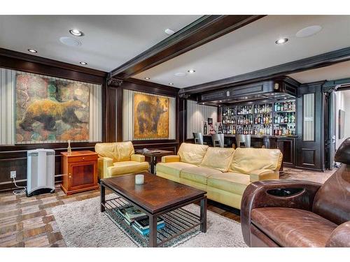 40 Eagle Ridge Place Sw, Calgary, AB - Indoor Photo Showing Living Room