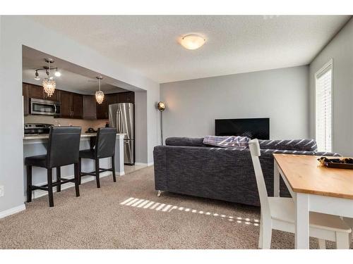 324 Windstone Gardens Sw, Airdrie, AB - Indoor