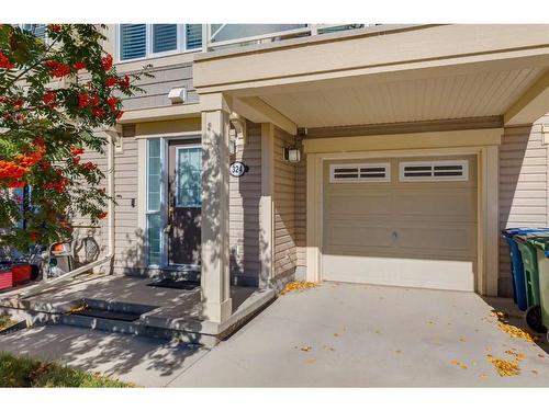 324 Windstone Gardens Sw, Airdrie, AB - Outdoor With Exterior