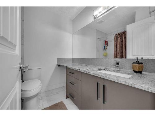 287 Taralake Terrace Ne, Calgary, AB - Indoor Photo Showing Bathroom