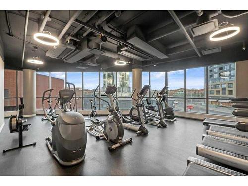 2806-225 11 Avenue Se, Calgary, AB - Indoor Photo Showing Gym Room