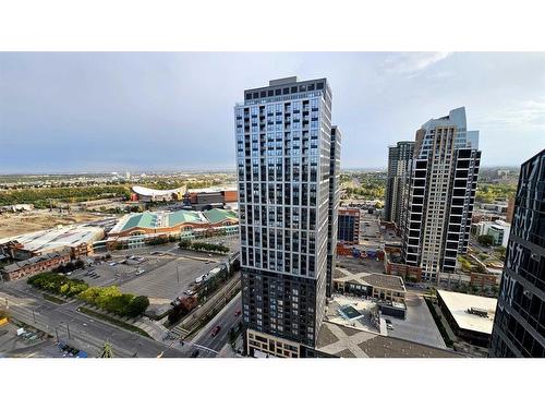 2806-225 11 Avenue Se, Calgary, AB - Outdoor With View