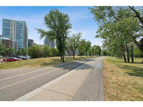 202-804 3 Avenue Sw, Calgary, AB - Outdoor With View