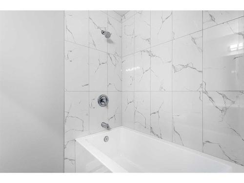 52 Templeby Drive Ne, Calgary, AB - Indoor Photo Showing Bathroom