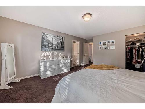 51 Cranberry Circle Se, Calgary, AB - Indoor Photo Showing Bedroom