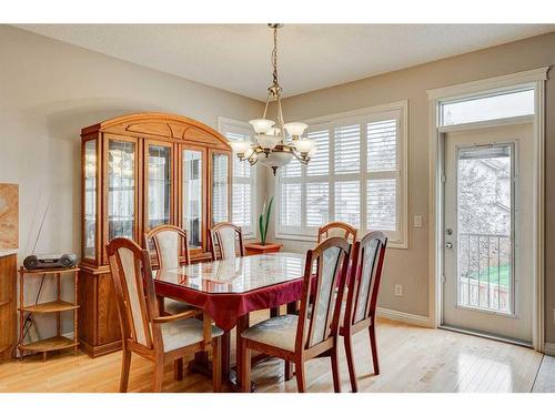 109 Panamount Road Nw, Calgary, AB - Indoor Photo Showing Dining Room