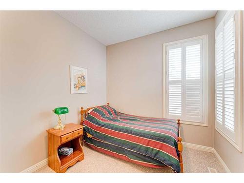 109 Panamount Road Nw, Calgary, AB - Indoor Photo Showing Bedroom