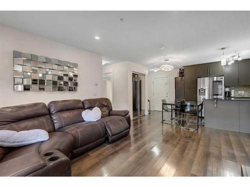 6111-155 Skyview Ranch Way Ne, Calgary, AB - Indoor Photo Showing Living Room