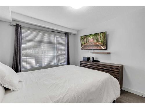 6111-155 Skyview Ranch Way Ne, Calgary, AB - Indoor Photo Showing Bedroom