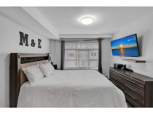 6111-155 Skyview Ranch Way Ne, Calgary, AB - Indoor Photo Showing Bedroom