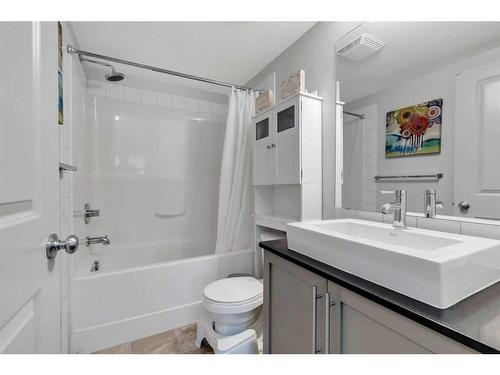 6111-155 Skyview Ranch Way Ne, Calgary, AB - Indoor Photo Showing Bathroom