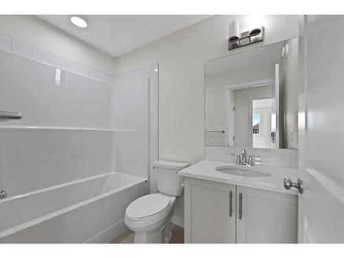 603 Savanna Crescent Ne, Calgary, AB - Indoor Photo Showing Bathroom