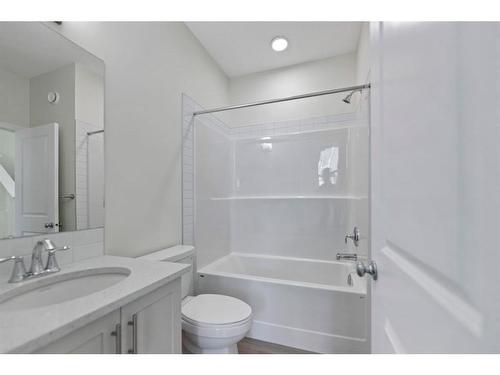 603 Savanna Crescent Ne, Calgary, AB - Indoor Photo Showing Bathroom