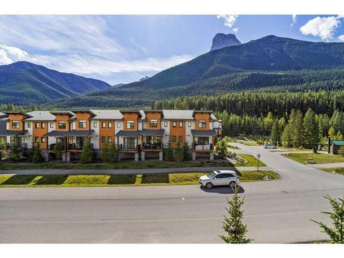 502-105 Stewart Creek Rise, Canmore, AB - Outdoor