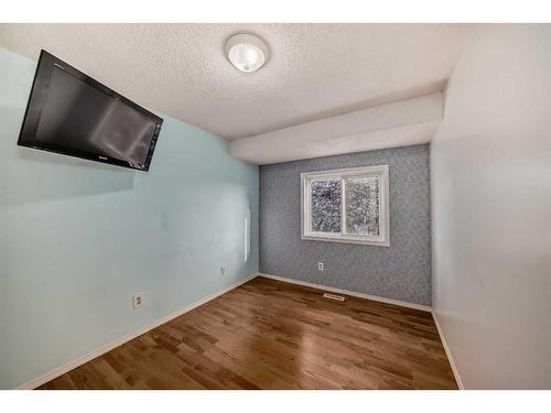 8-4769 Hubalta Road Se, Calgary, AB - Indoor Photo Showing Other Room