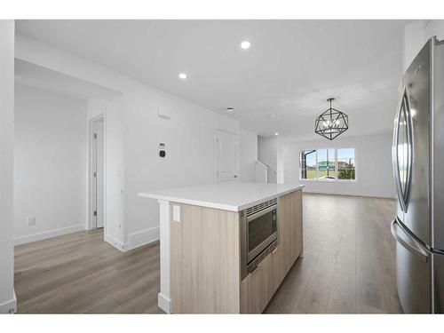 20146 45 Street Se, Calgary, AB - Indoor Photo Showing Kitchen