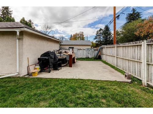 6428 33 Avenue Nw, Calgary, AB 