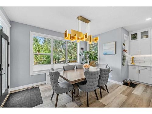 224 Auburn Sound View Se, Calgary, AB - Indoor Photo Showing Dining Room