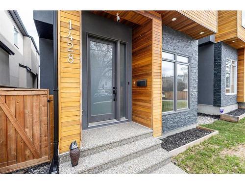 1428 27 Street Sw, Calgary, AB - Outdoor With Exterior