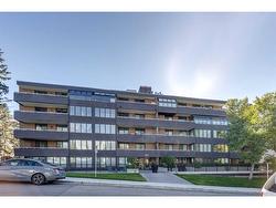 402-511 56 Avenue SW Calgary, AB T2V 0G6