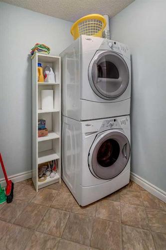 335-60 Royal Oak Plaza Nw, Calgary, AB - Indoor Photo Showing Laundry Room