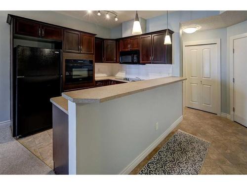 335-60 Royal Oak Plaza Nw, Calgary, AB - Indoor Photo Showing Kitchen