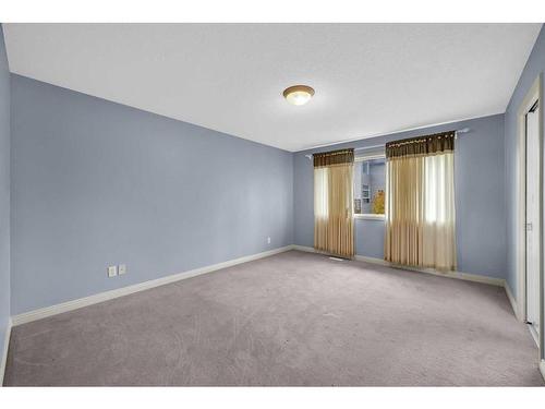 1113 Kincora Drive Nw, Calgary, AB - Indoor Photo Showing Other Room