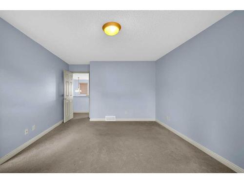 1113 Kincora Drive Nw, Calgary, AB - Indoor Photo Showing Other Room