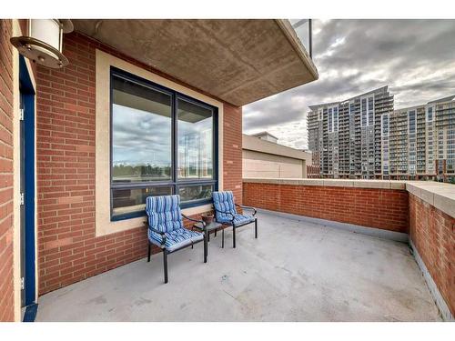 320-8710 Horton Road Sw, Calgary, AB - Outdoor With Exterior