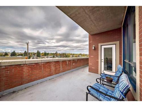 320-8710 Horton Road Sw, Calgary, AB - Outdoor With Balcony With Exterior