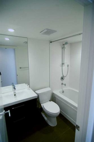 406-225 25 Avenue Sw, Calgary, AB - Indoor Photo Showing Bathroom