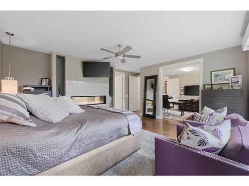 128 Lake Mead Green Se, Calgary, AB - Indoor Photo Showing Bedroom