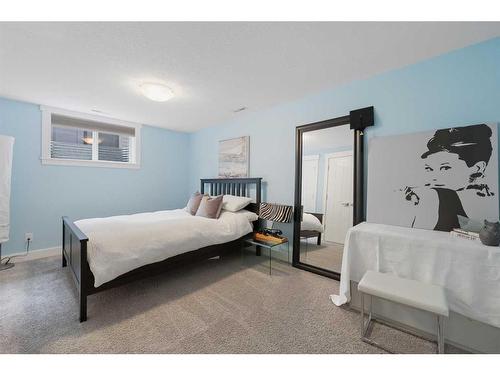 128 Lake Mead Green Se, Calgary, AB - Indoor Photo Showing Bedroom