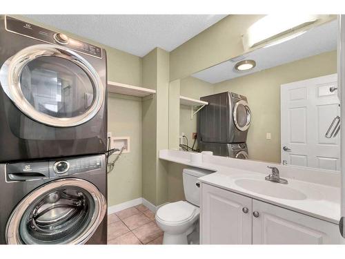 634 20 Avenue Nw, Calgary, AB - Indoor Photo Showing Laundry Room