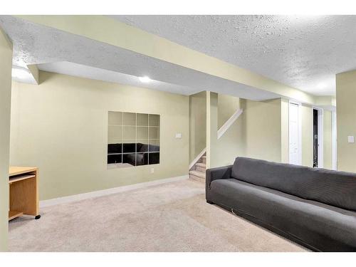 634 20 Avenue Nw, Calgary, AB - Indoor