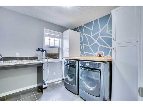 100 Redstone Parade Ne, Calgary, AB - Indoor Photo Showing Laundry Room