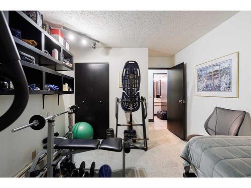 104-525 56 Avenue Sw, Calgary, AB - Indoor