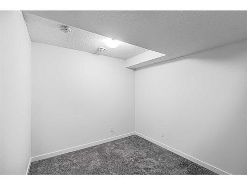 506-137 Red Embers Link, Calgary, AB - Indoor