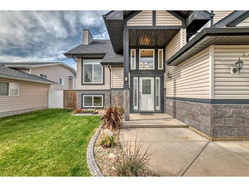 340 Parkview Estates, Strathmore, AB - Outdoor