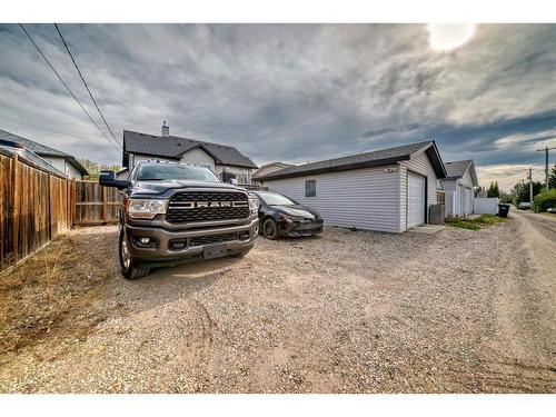 340 Parkview Estates, Strathmore, AB - Outdoor With Exterior