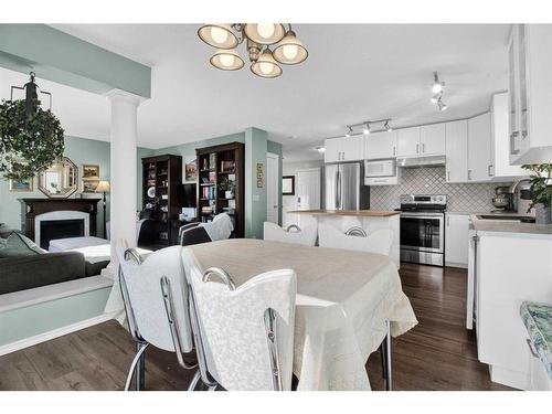 172 Somerside Close Sw, Calgary, AB - Indoor