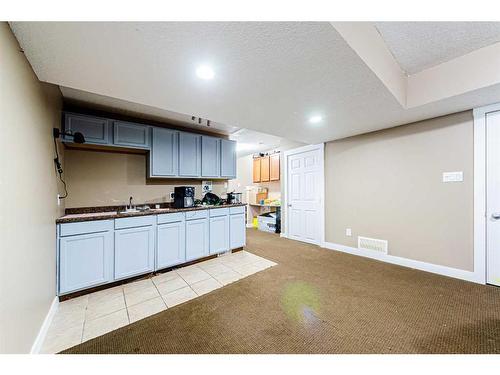 366 Saddlebrook Way Ne, Calgary, AB - Indoor Photo Showing Other Room