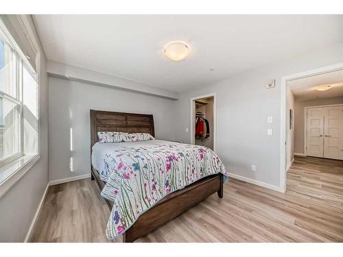 1310-10 Market Boulevard Se, Airdrie, AB - Indoor Photo Showing Bedroom